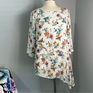 Chico's Size 1 (M/8) Floral Butterfly Round Neck Asymmetrical Hem Tunic Blouse